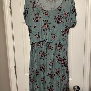 Latched Mama Short Sleeve Sundress